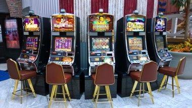 Live dice roll result on ayu89 slot Lucky Twins